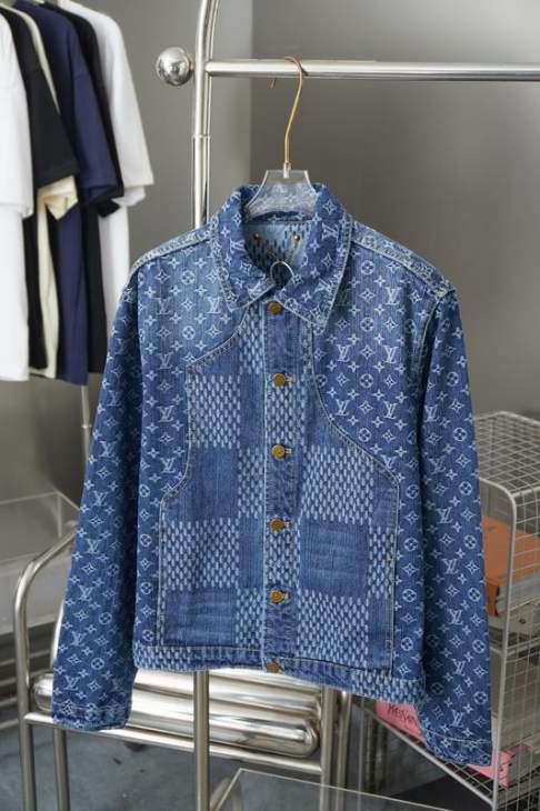 Picture of Louis Vuitton Jackets _SKULVS-XLhgntx0731591